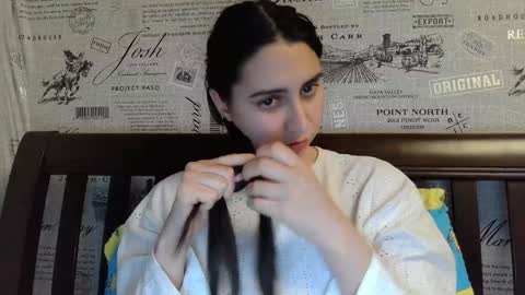 cute_strawberry_ online show from December 24, 8:05 pm