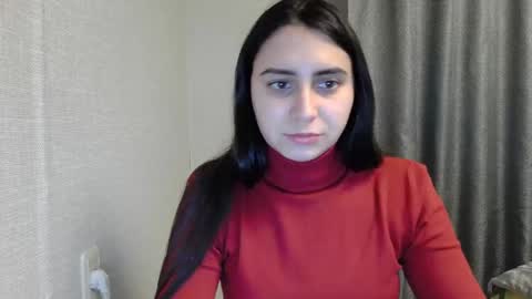 cute_strawberry_ online show from January 25, 2:36 pm