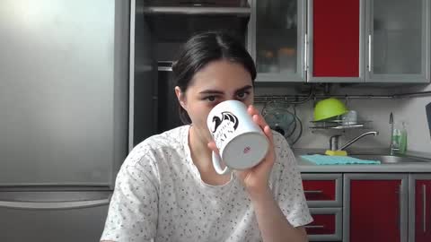 cute_strawberry_ online show from February 7, 7:50 am