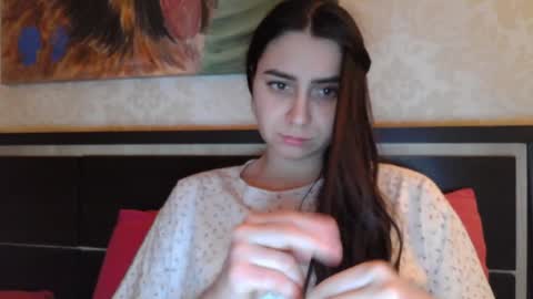 cute_strawberry_ online show from February 8, 7:49 pm