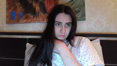cute_strawberry_ online show from February 25, 8:19 pm