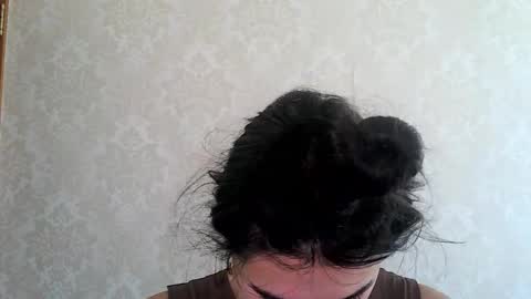 cute_strawberry_ online show from September 17, 8:38 am