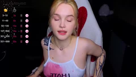 Sue online show from September 27, 4:45 pm