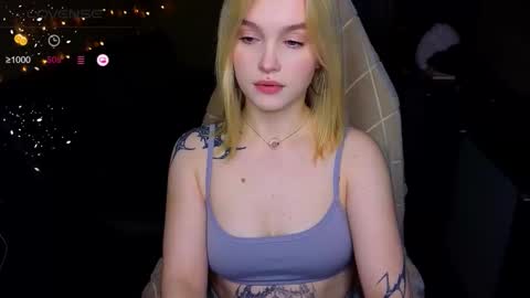 Sue online show from October 26, 7:42 pm