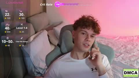 Snapshot of cute_thomas chatting on September 24, 6:33 pm Thomas - online show from September 24, 6:33 pm