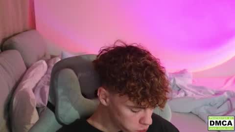 Snapshot of cute_thomas chatting on September 25, 6:44 pm Thomas - online show from September 25, 6:44 pm