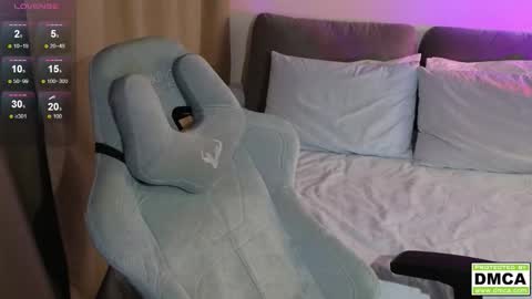 Snapshot of cute_thomas chatting on November 10, 7:46 pm Thomas - online show from November 10, 7:46 pm