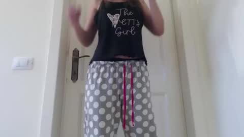 Anne-Marie  online show from October 18, 9:10 am