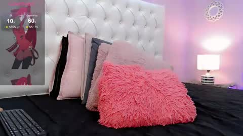 Snapshot of cutearii chatting on January 3, 11:23 pm CuteArii online show from January 3, 11:23 pm