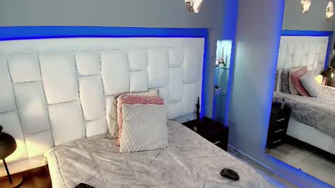 Snapshot of cutearii chatting on January 31, 12:17 am CuteArii online show from January 31, 12:17 am