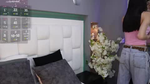 CuteArii online show from April 20, 8:10 pm