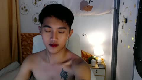Steph online show from March 12, 11:01 pm