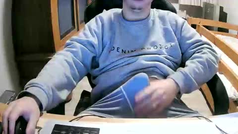 Cuteboy090 online show from March 24, 2:44 pm