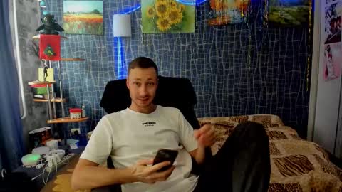 cuteboy228 online show from January 18, 9:24 am