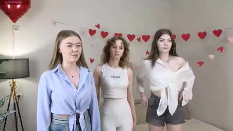 Aurora Lina and a few other beauties online show from February 15, 12:25 pm