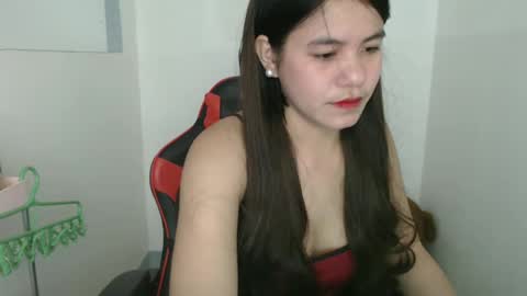 cutecindy2000 online show from March 10, 10:48 am