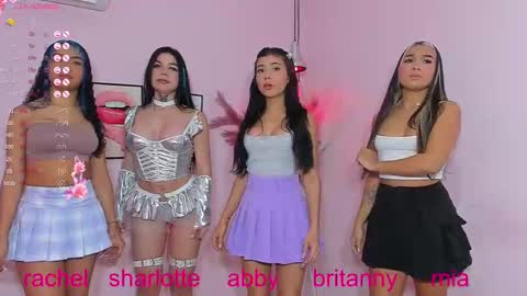 moderator JAZMIN my team is Abby RachelMia online show from February 13, 1:19 am