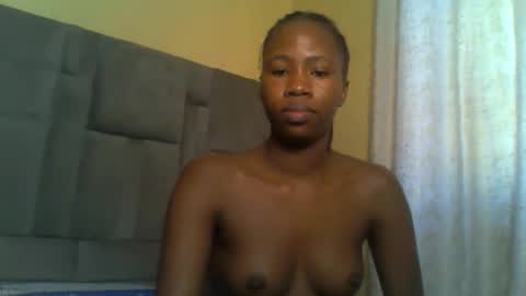 Snapshot of cuteebony16 chatting on June 4, 11:38 am tawi online show from June 4, 11:38 am