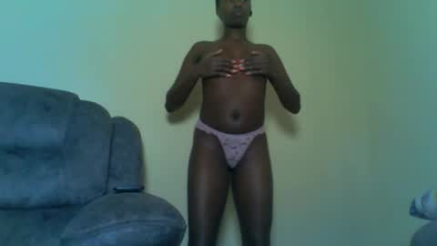 Snapshot of cuteebony16 chatting on June 8, 5:08 am tawi online show from June 8, 5:08 am