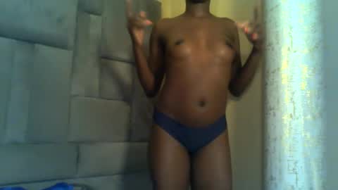 Snapshot of cuteebony16 chatting on June 13, 12:41 am tawi online show from June 13, 12:41 am