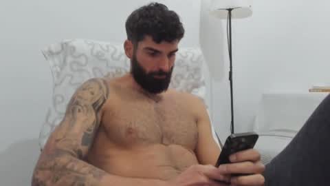 cuteeboy online show from February 11, 6:55 pm