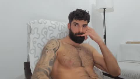 cuteeboy online show from February 22, 10:31 pm