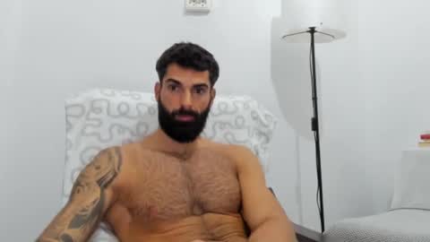 cuteeboy online show from November 9, 3:54 pm