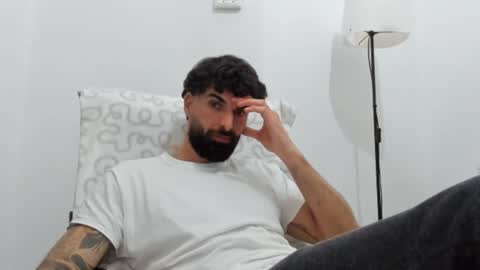 cuteeboy online show from February 26, 7:46 pm