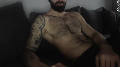 Snapshot of cuteeboy chatting on April 22, 4:59 am cuteeboy online show from April 22, 4:59 am