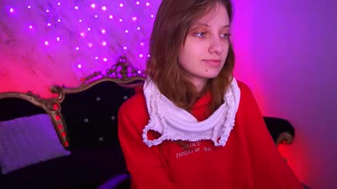 Snapshot of cuteefoxy chatting on March 20, 1:27 pm Foxy online show from March 20, 1:27 pm