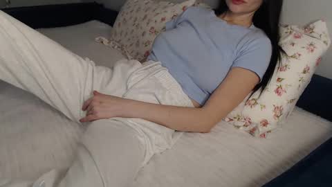 Anna online show from January 4, 5:27 am