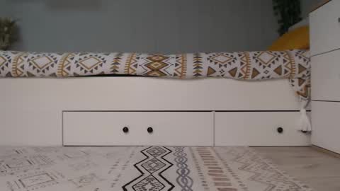 Anna online show from September 20, 9:43 am