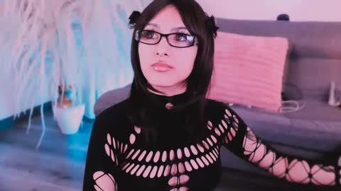 Snapshot of cuteezoe chatting on November 30, 3:21 am Zoe online show from November 30, 3:21 am