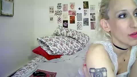 Bella online show from November 7, 6:24 am