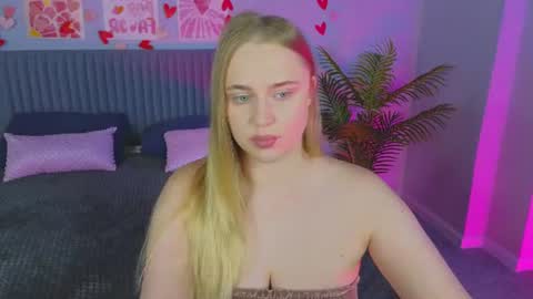 Amyy online show from June 27, 1:10 am