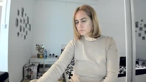 MADY online show from November 16, 3:17 pm