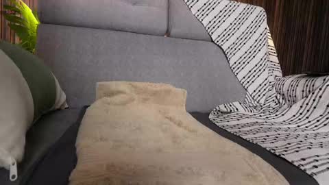 Im Jazmin online show from April 29, 2:48 am