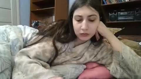 Snapshot of cutekattie chatting on February 23, 4:43 am cutekattie online show from February 23, 4:43 am