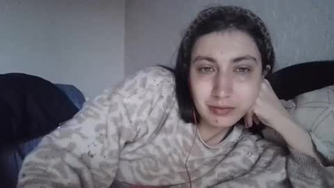 Snapshot of cutekattie chatting on April 12, 4:39 am cutekattie online show from April 12, 4:39 am