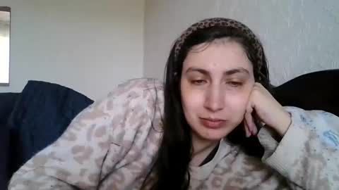 Snapshot of cutekattie chatting on April 15, 5:47 am cutekattie online show from April 15, 5:47 am