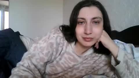Snapshot of cutekattie chatting on April 16, 8:26 am cutekattie online show from April 16, 8:26 am