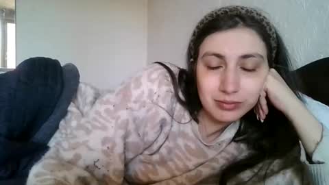 Snapshot of cutekattie chatting on April 17, 4:26 am cutekattie online show from April 17, 4:26 am