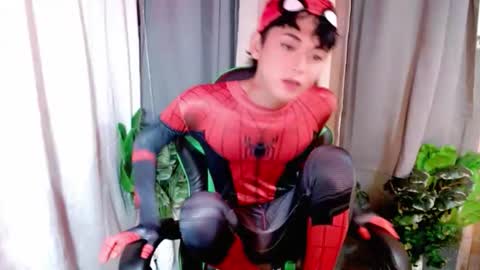 Snapshot of cuteleemoreno chatting on February 25, 2:32 am cuteleemoreno online show from February 25, 2:32 am