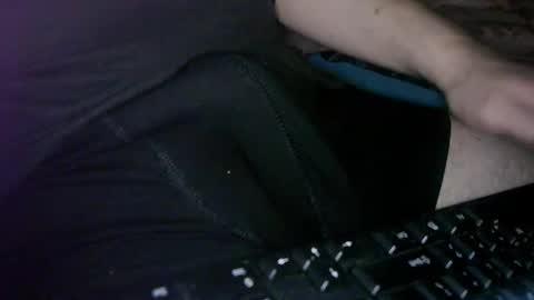 Snapshot of cuteman88 chatting on February 18, 11:11 pm Cuteman online show from February 18, 11:11 pm