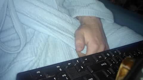 Snapshot of cuteman88 chatting on February 22, 9:24 pm Cuteman online show from February 22, 9:24 pm