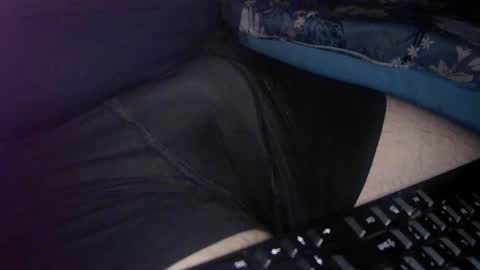 Snapshot of cuteman88 chatting on April 7, 9:15 pm Cuteman online show from April 7, 9:15 pm