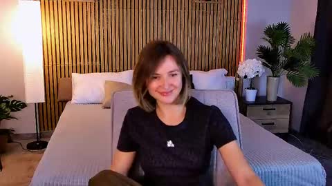 cutemirage online show from June 6, 2:55 pm