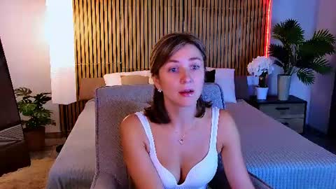 cutemirage online show from July 8, 2:54 pm