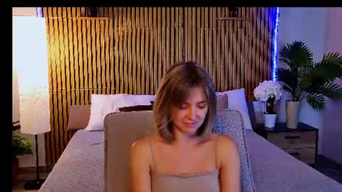 cutemirage online show from July 19, 2:32 pm