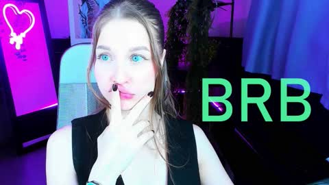 Snapshot of cutemousee chatting on October 4, 2:09 am Rina online show from October 4, 2:09 am